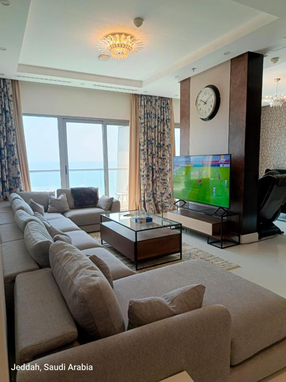 جناج ملكي 150م داماك Luxury Appartement *