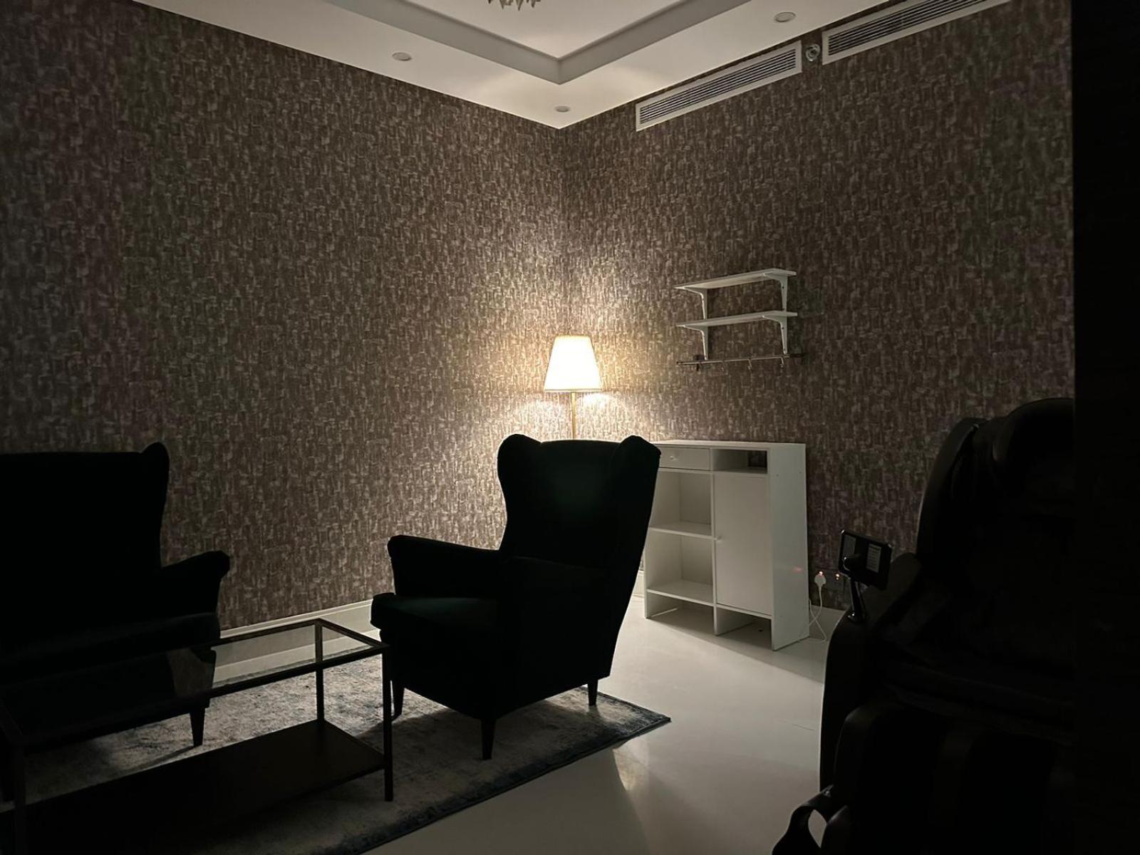 جناج ملكي 150م داماك Luxury Djeddah
